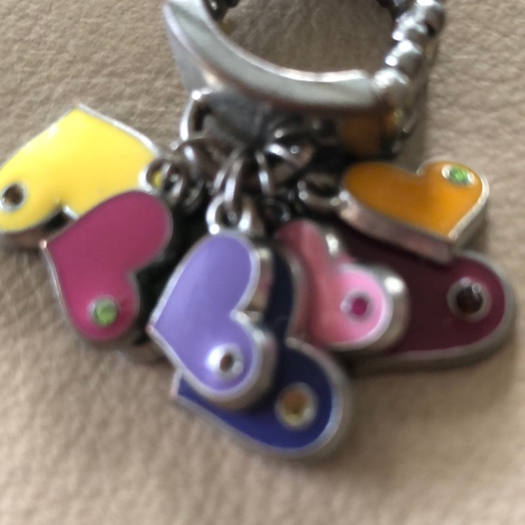 Heart dangling ring. - Picture 3 of 3